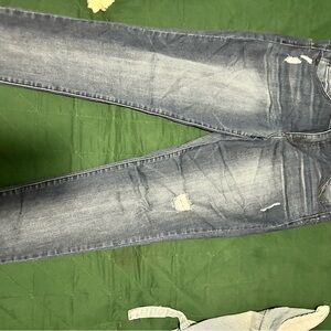 Stylish Distressed Jeans - Gray